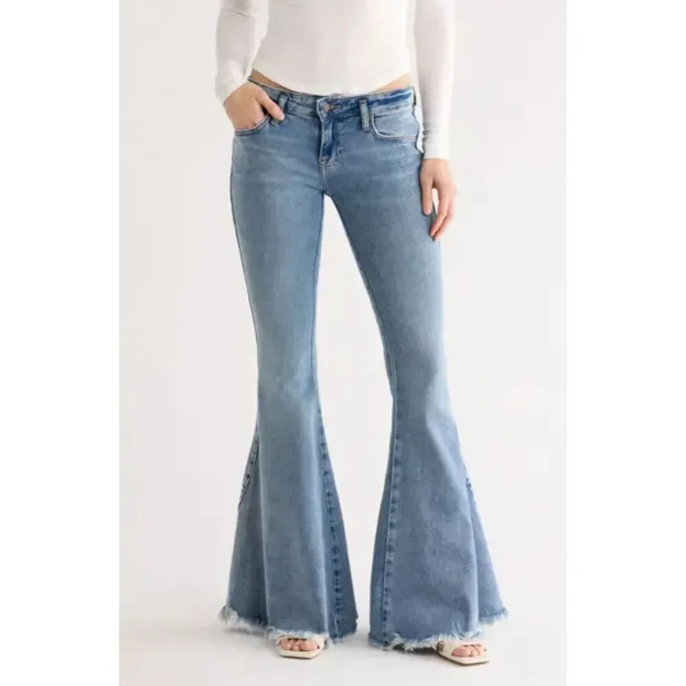 We The Free Emre Flare Frayed Hem Jeans Light Blue 24